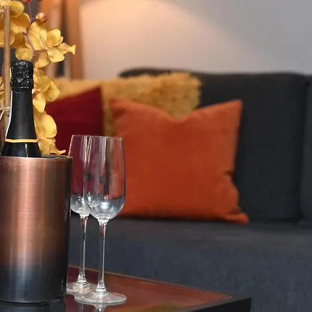 アパート Self Catering - Regent's Court Azure ハロゲート