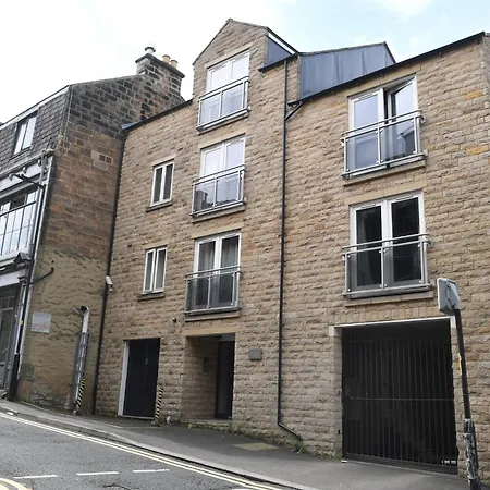 Self Catering - Regent's Court Azure Harrogate